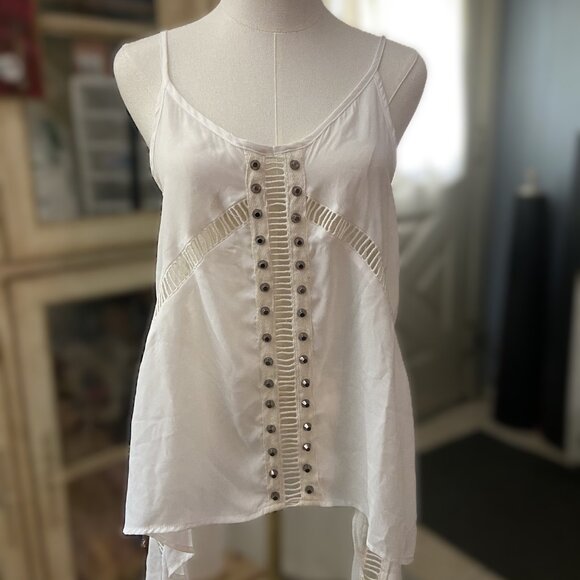 BEAUTIFUL HAUTE MONDE JR XL WITH STUDS AND OPEN-MESH CABLE TYPE TRIM - Picture 1 of 7